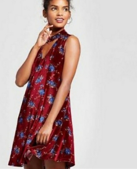 Xhilaration Dresses & Skirts - Red Floral Dress Silk Velvet Soft Size Medium